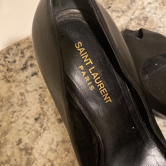 Saint Laurent Paris Peep Toe Pump - Picture 9 of 10